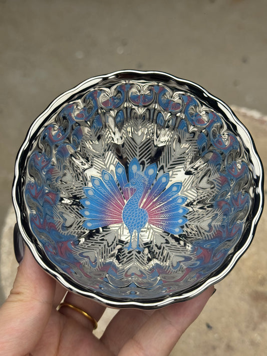 silver peacock （glow in the dark）